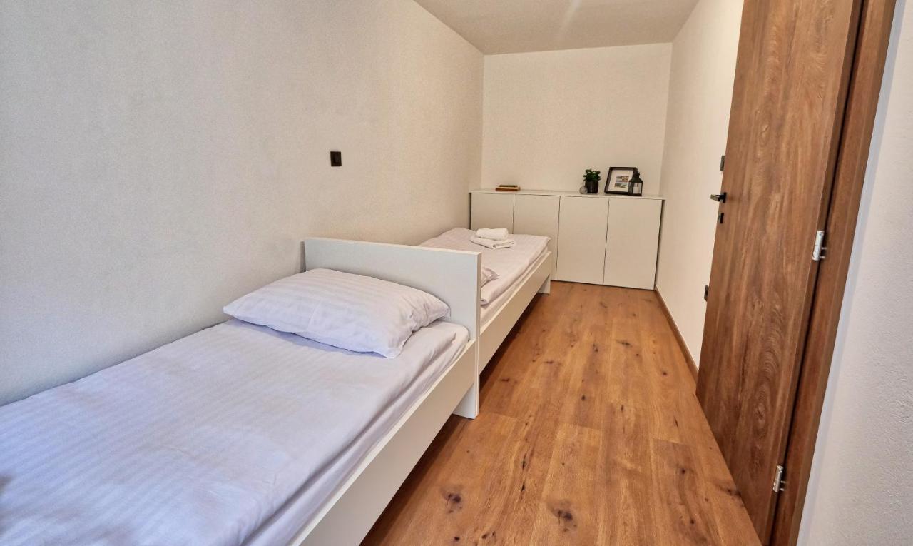 Auzlak Hisa, Apartments. Apartment Luce